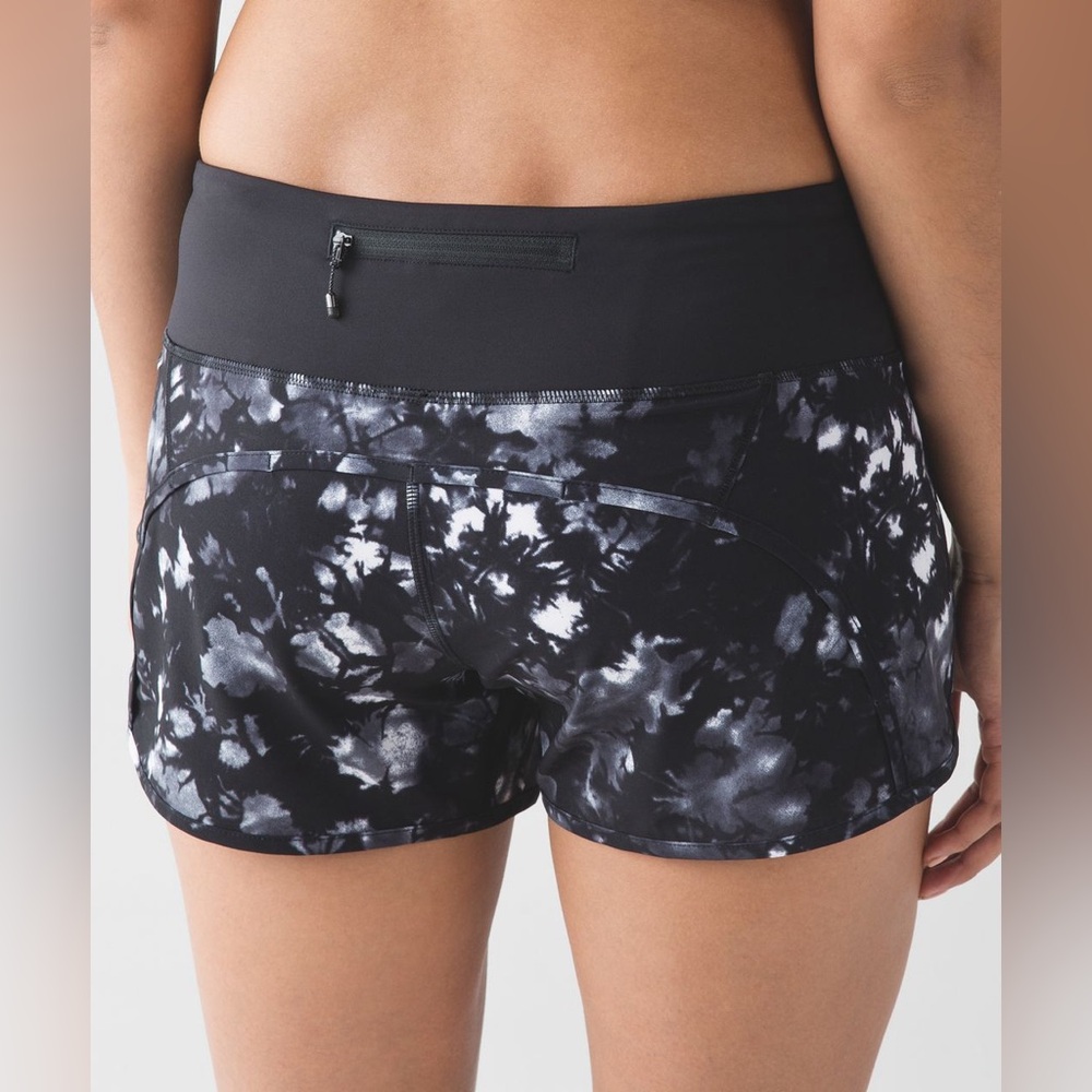 Lululemon Run Times Short - 6
